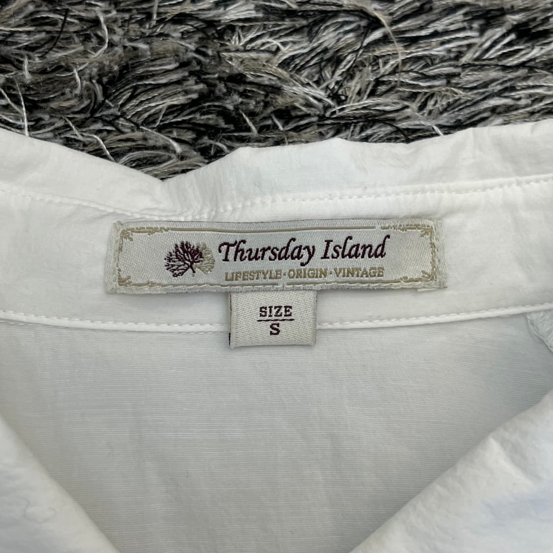 써스데이아일랜드 여성 셔츠 85(S) 상품이미지3