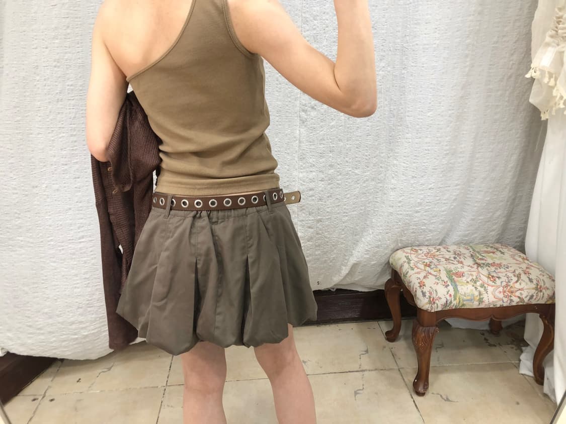 Khaki one shoulder top 상품이미지4