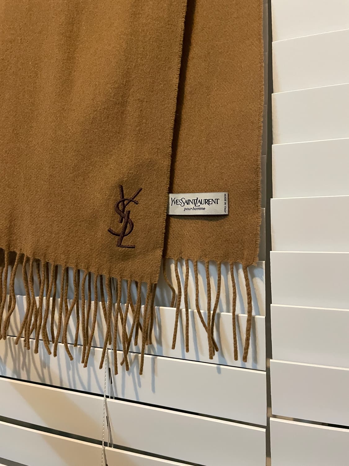 입생로랑 뿌르옴므 머플러 상품이미지4