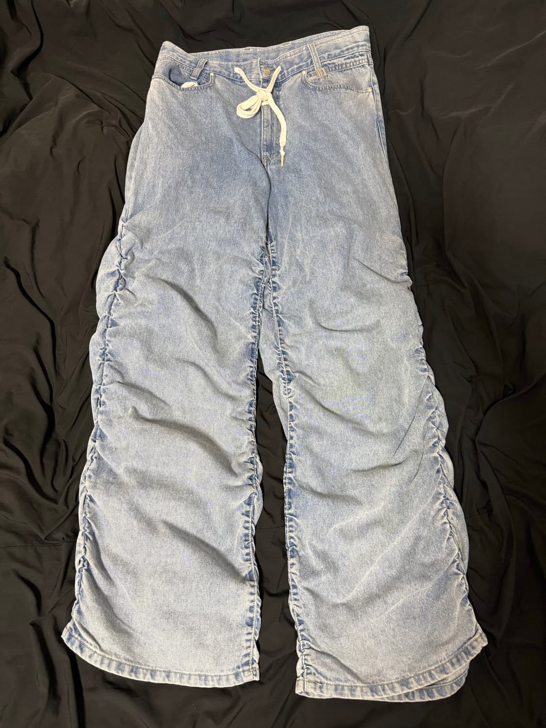 우영미 셔링 데님 팬츠 상품이미지1