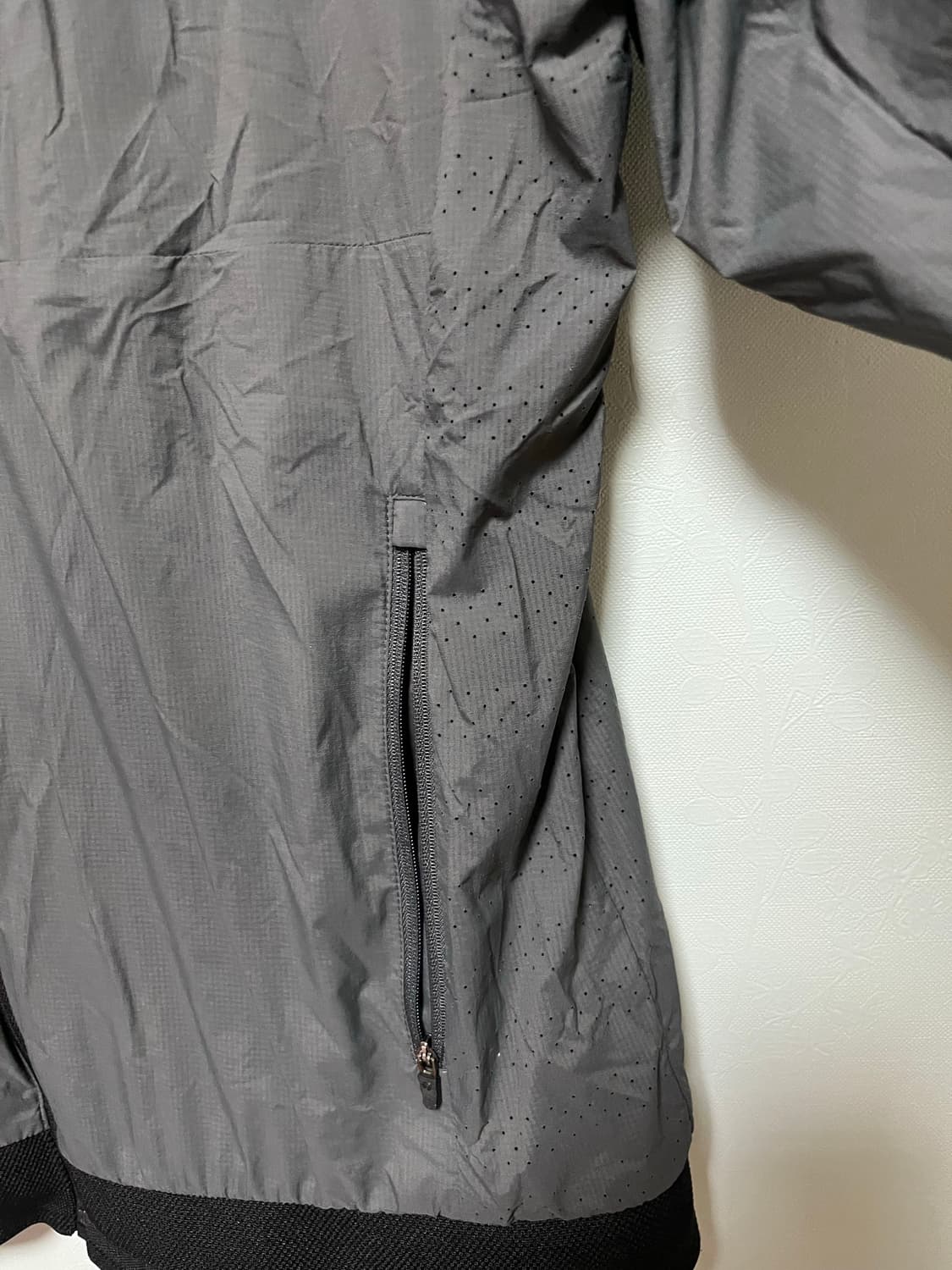 테일러메이드 남성 바람막이 점퍼 그레이 상품이미지4