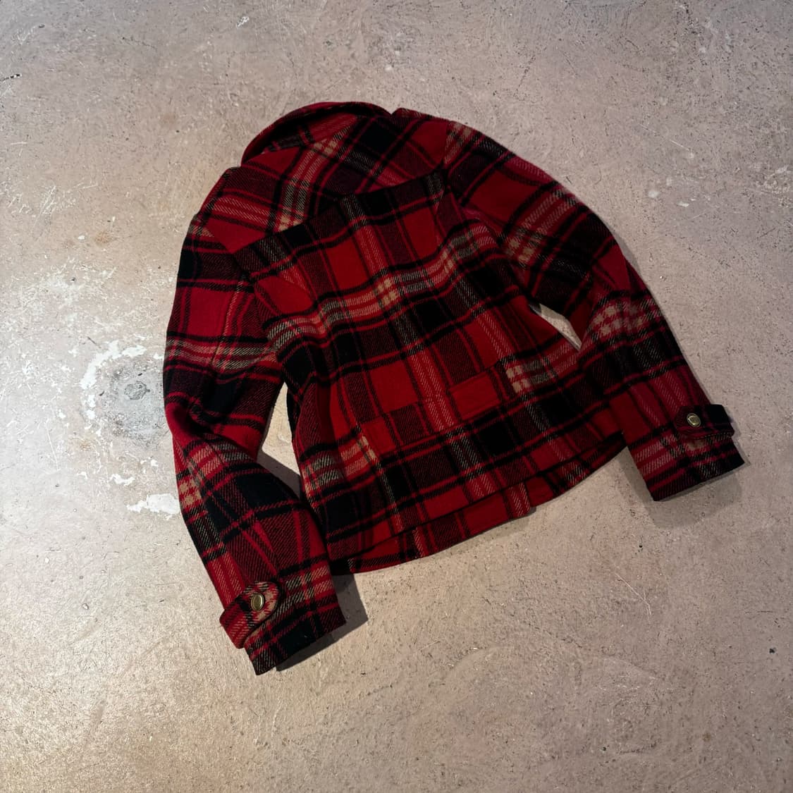 레드체크 더블버튼 숏코트 상품이미지4