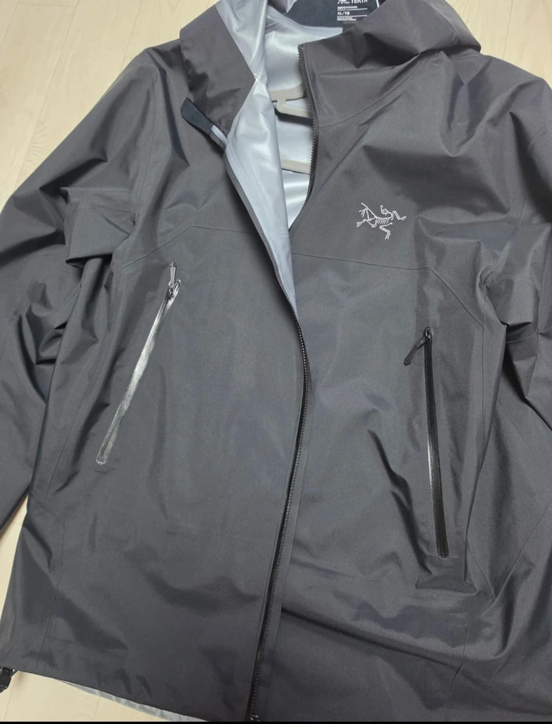 아크테릭스 베타 블랙 상품이미지1