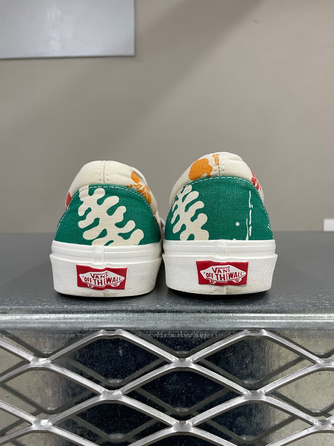 반스 애너하임 팩토리 믹스드 알로하 270 상품이미지3