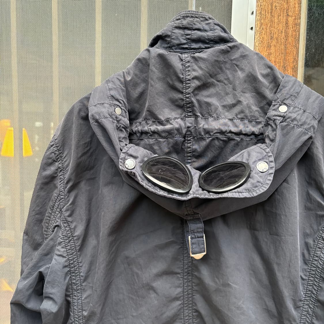 씨피컴퍼니 네이비 페이딩 고글 Mille Miglia 후디 자켓 상품이미지6