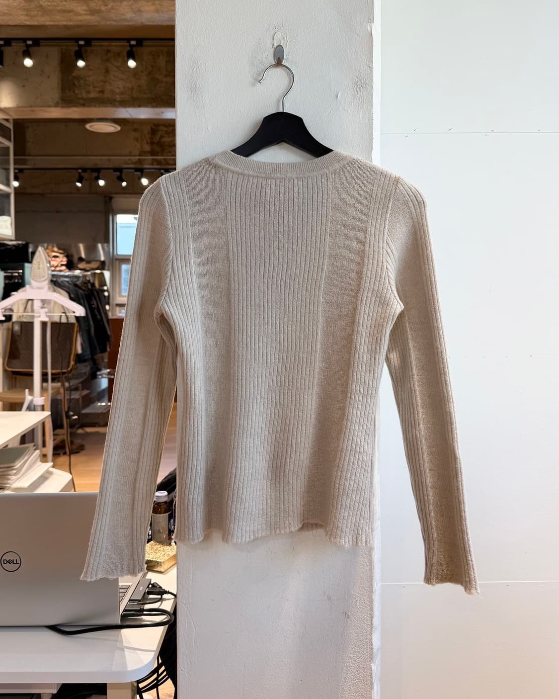 비비안 웨스트우드 레드라벨 베이지 orb자수 니트  상품이미지7