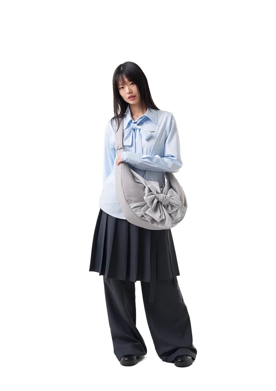 이우가마카라스 Knotted Shoulder Bag 상품이미지3