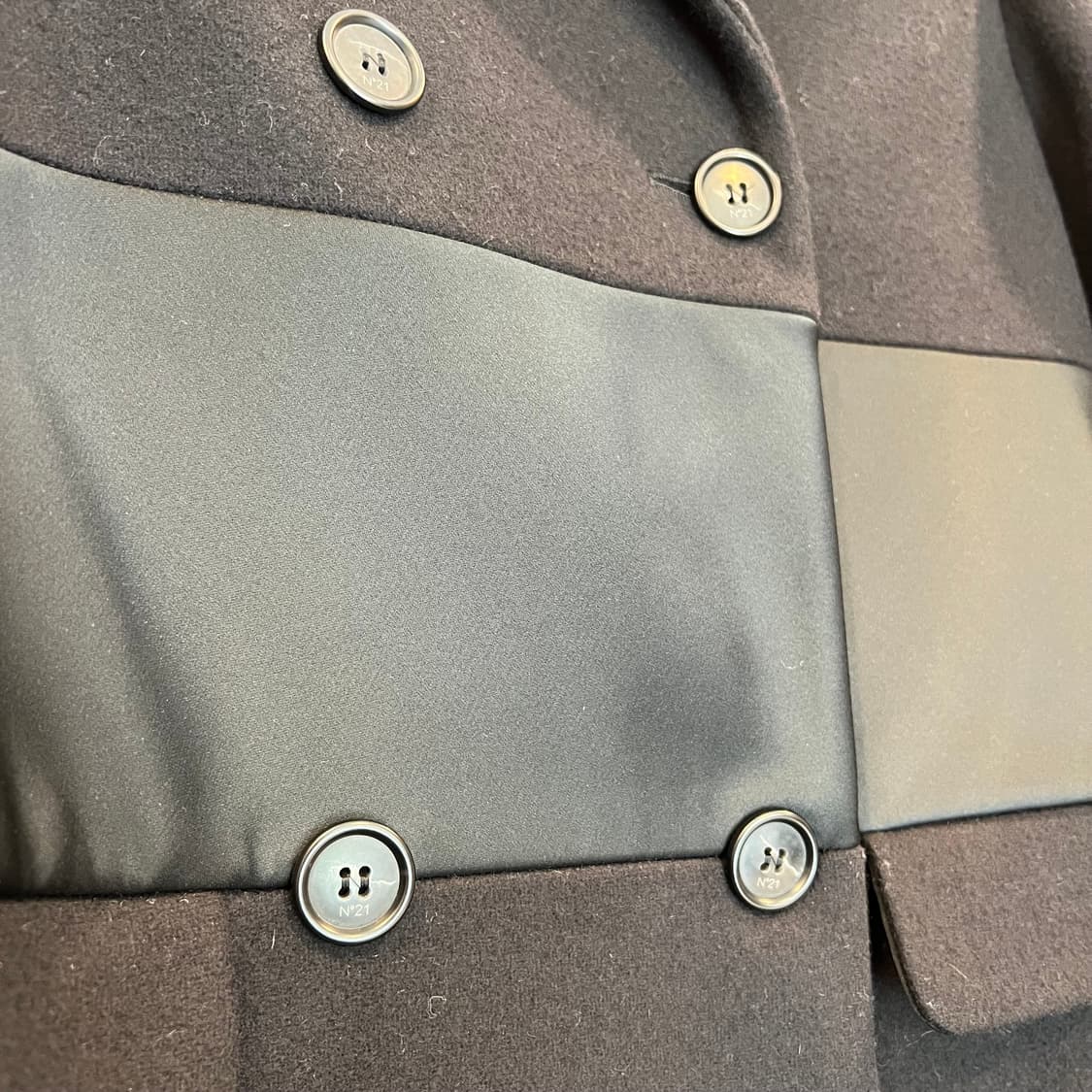 N21 블랙 울 코트 상품이미지5