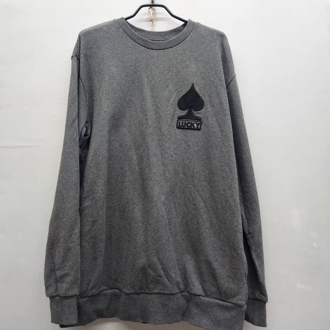 럭키슈에뜨x디즈니 백디자인 맨투맨 36(L) 상품이미지2