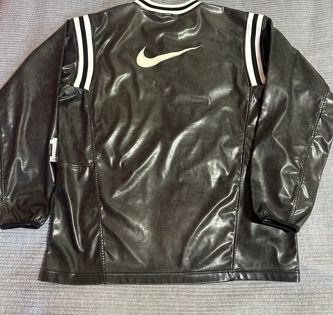 (XL) 나이키 빅로고 레더 웜업 상품이미지5