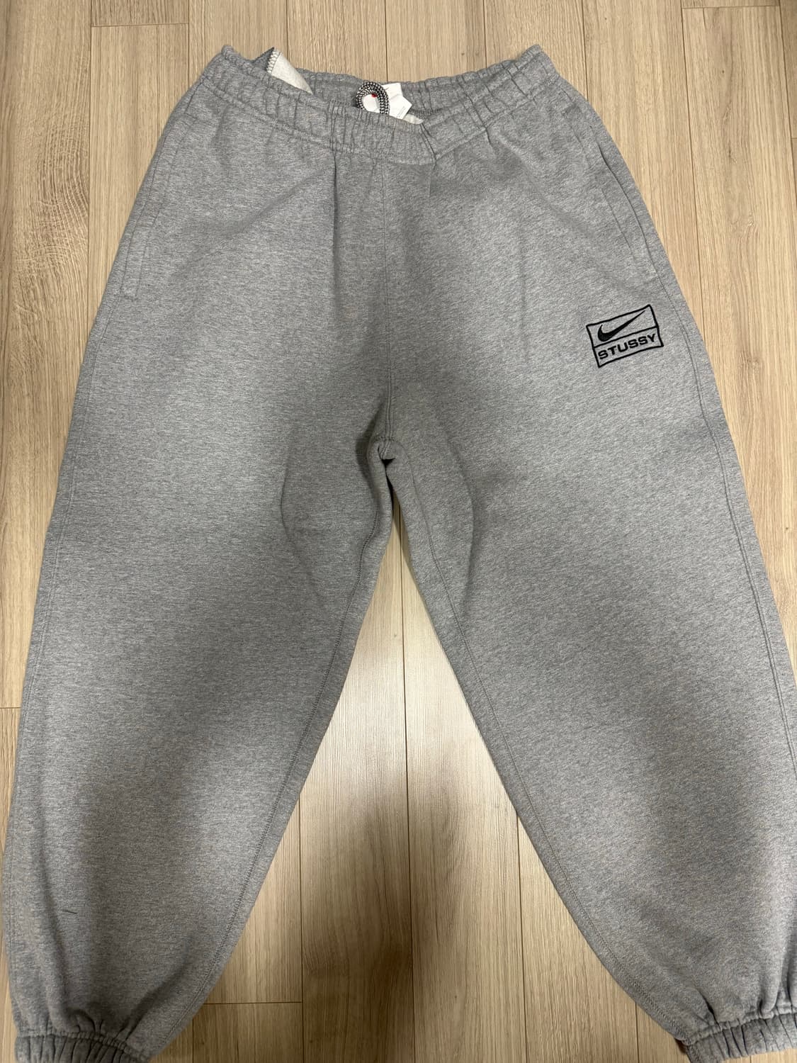 (s) 나이키 스투시 스웨트 팬츠 DJ9490-063 상품이미지2