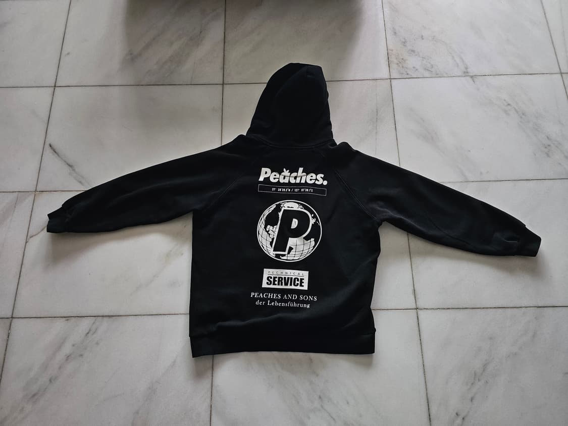 피치스(Peaches.) 원유니버스 후드티 블랙



피치스(Peache 상품이미지3