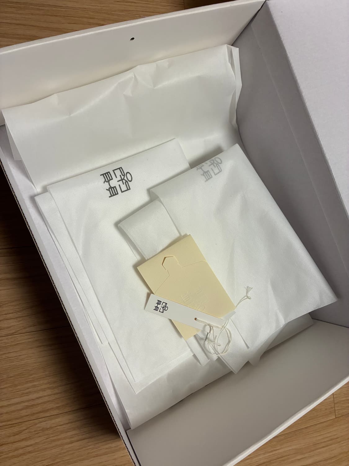 폴리테루 별라비 다크브라운 3 상품이미지3