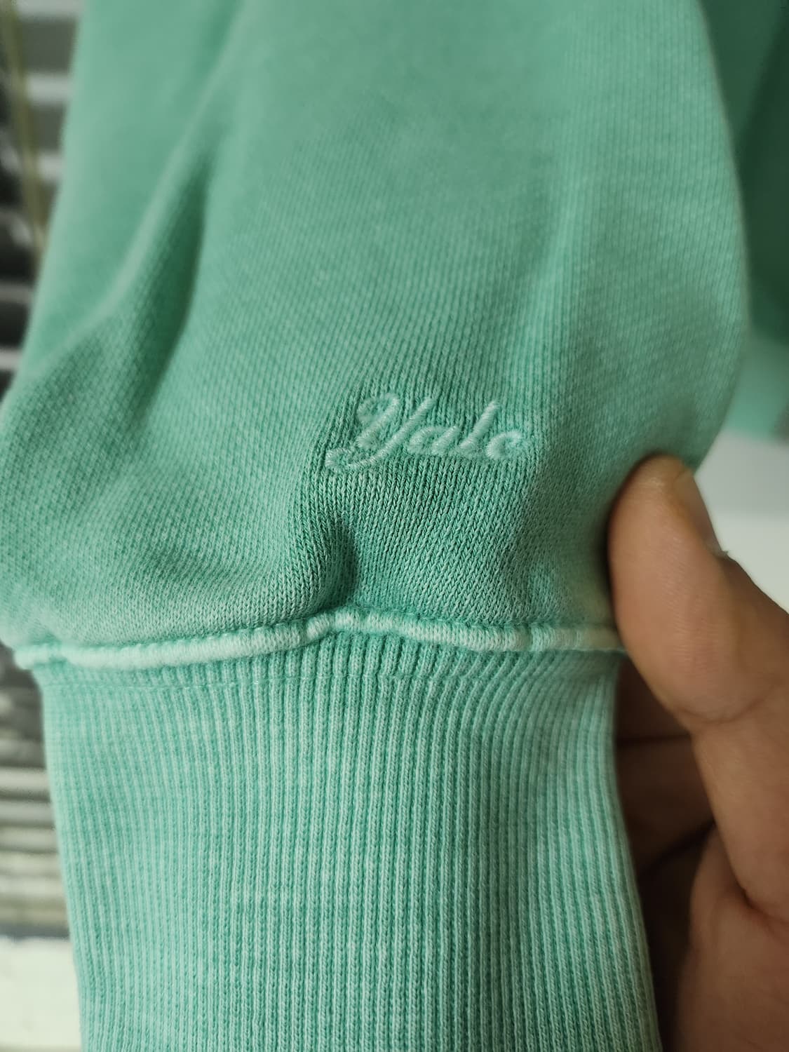 예일 피그먼트 워싱 후드티 상품이미지3