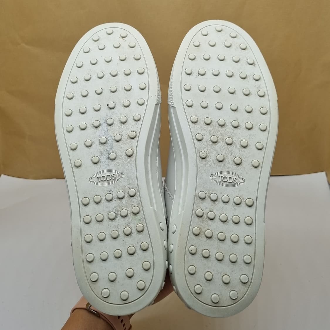 토즈 남성가죽 스니커즈 265. 상품이미지3