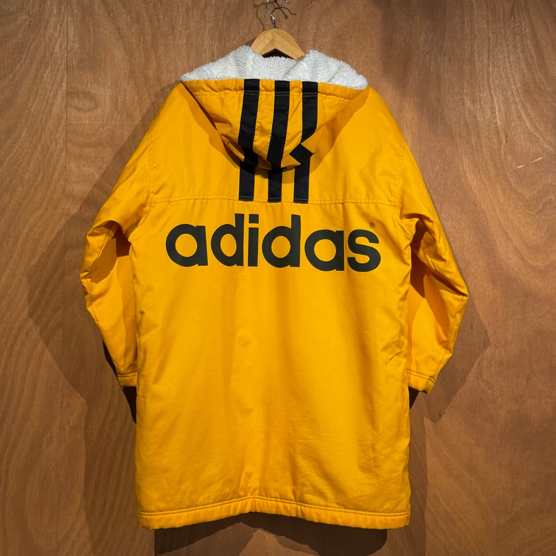 아디다스 90s 올드스쿨 쉐르파 벤치 파카 L 돕바 상품이미지1
