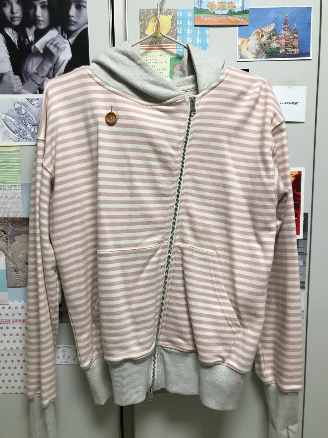 더뮤지엄비지터 후드집업 상품이미지1