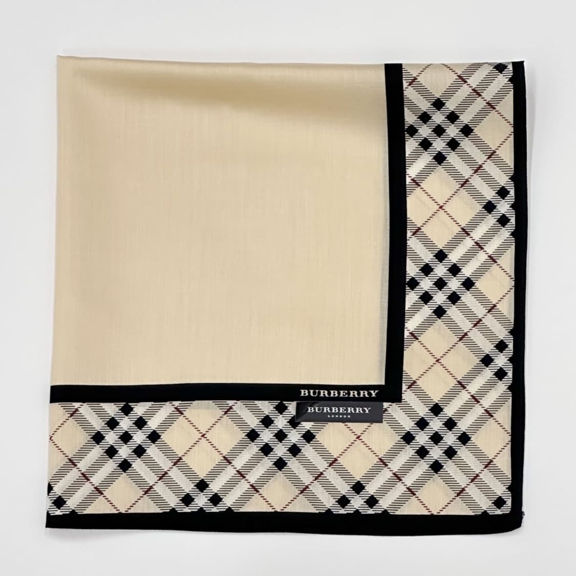 (새상품) burberry/ 버버리 쁘띠스카프 손수건 상품이미지5