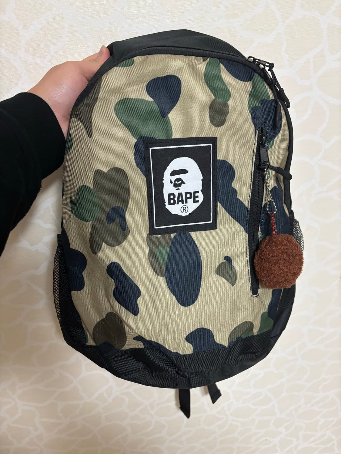 베이프 백팩 + 베이프 마일로 키링 상품이미지2