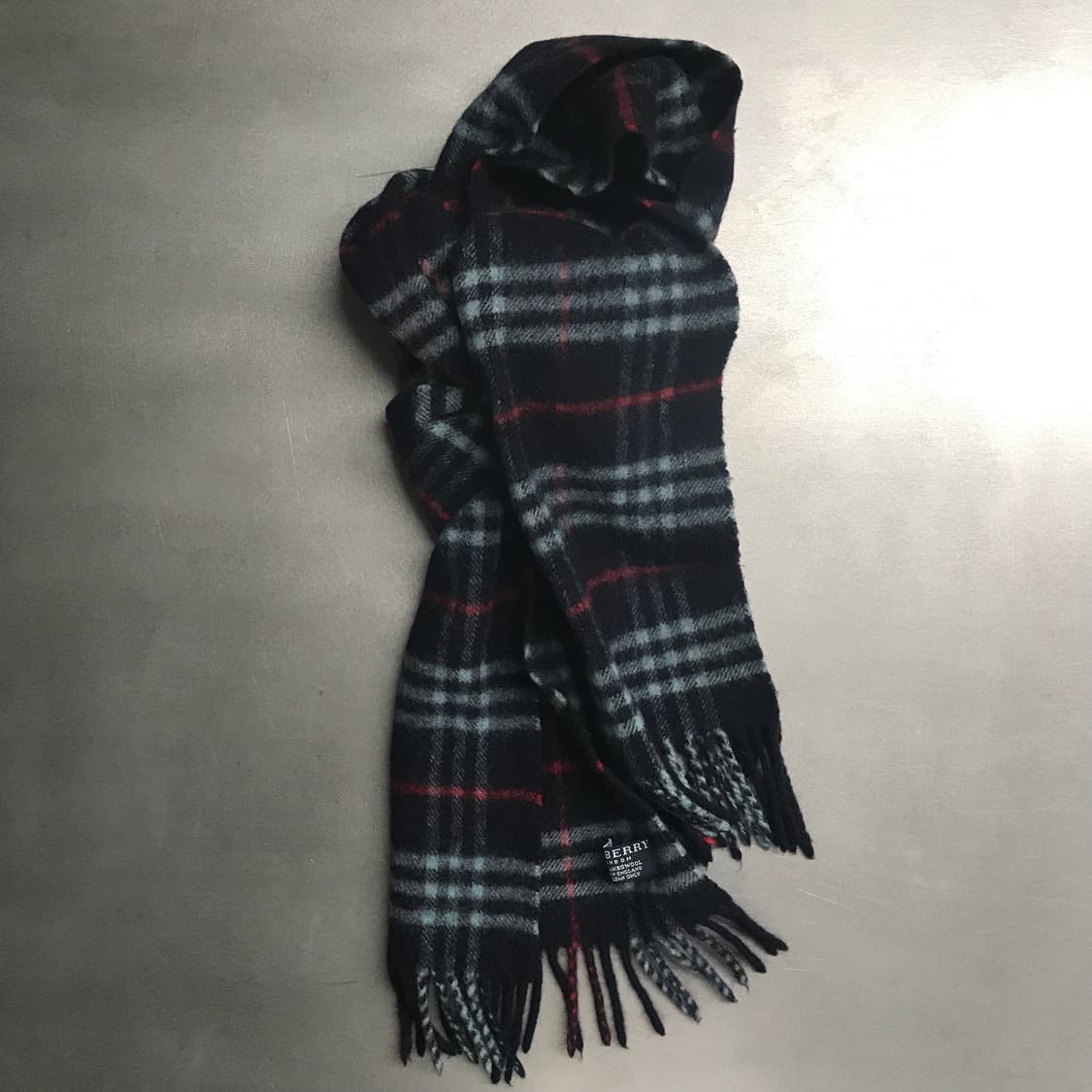 버버리 정품 램스울 머플러 네이비 상품이미지4