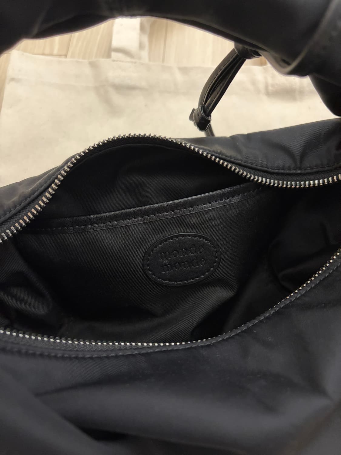 몽드몽드 Clock nylon tote bag Black 상품이미지4