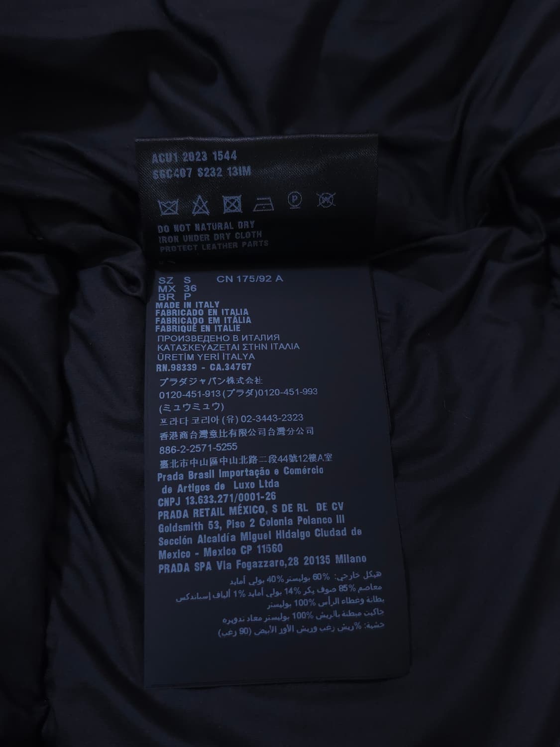 [S] 프라다 벨벳 다운 패딩 블랙(SGC407) 상품이미지7