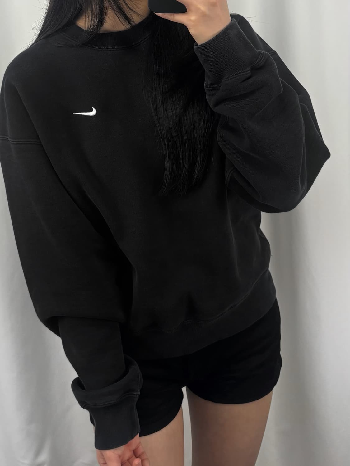 나이키 NRG 솔로 스우시 블랙 맨투맨 상품이미지2