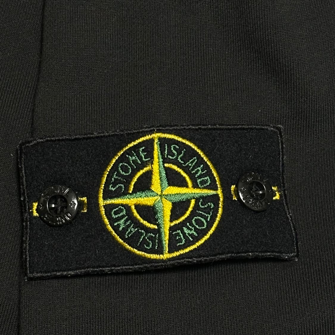 L 스톤 아일랜드 블랙 맨투맨  상품이미지5