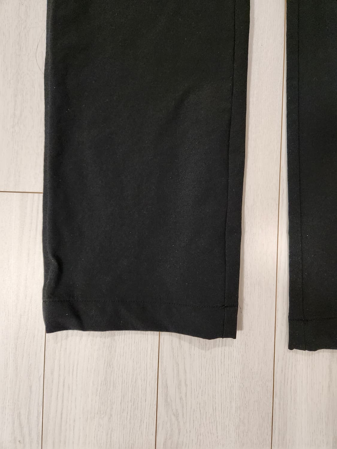 아디다스 기능성 여성 팬츠 사이즈m

사진이 이상하게 나왔는데 새상품처럼 상품이미지7