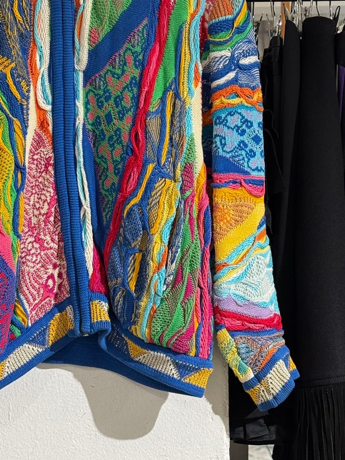 쿠지 멀티컬러 3d 케이블 니트 집업 상품이미지5