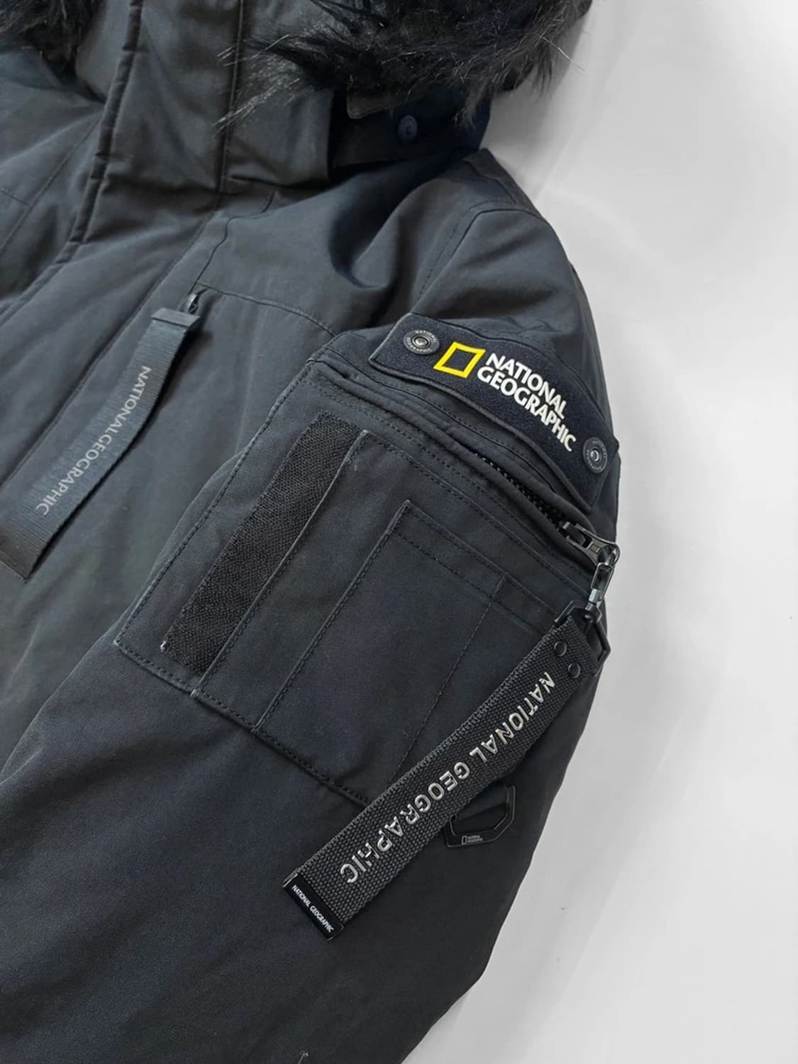 내셔널지오그래픽 20FW 덕다운 타루가 퍼 트리밍 숏 패딩 PN5247 상품이미지3