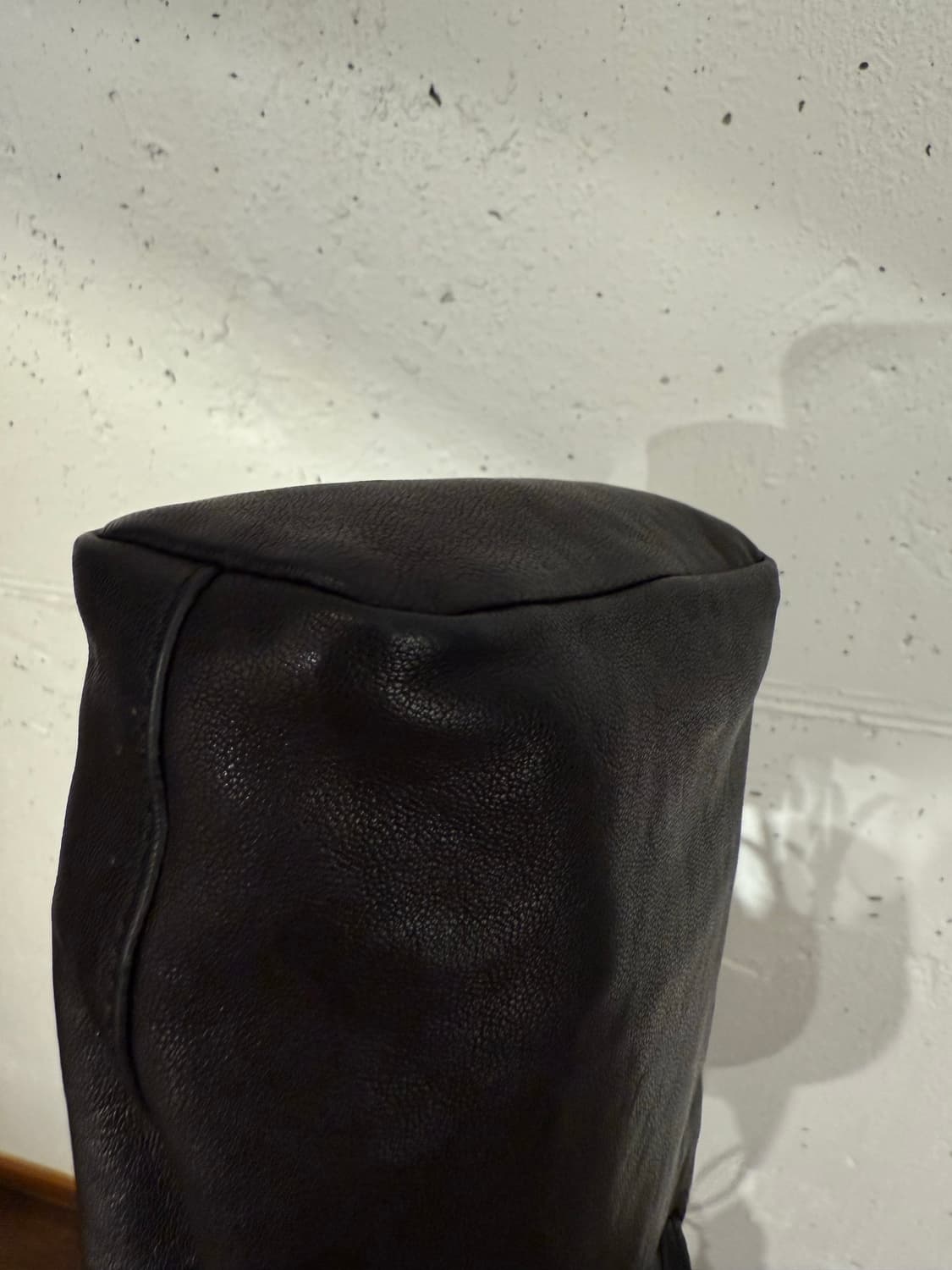 미우미우 나파레더 미니 버킷백 최저가 상품이미지7