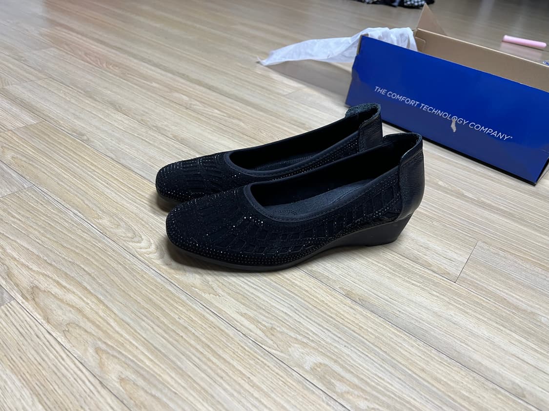 (새상품) HANGTEN 행텐 5.5cm 큐빅 구두 245 상품이미지3