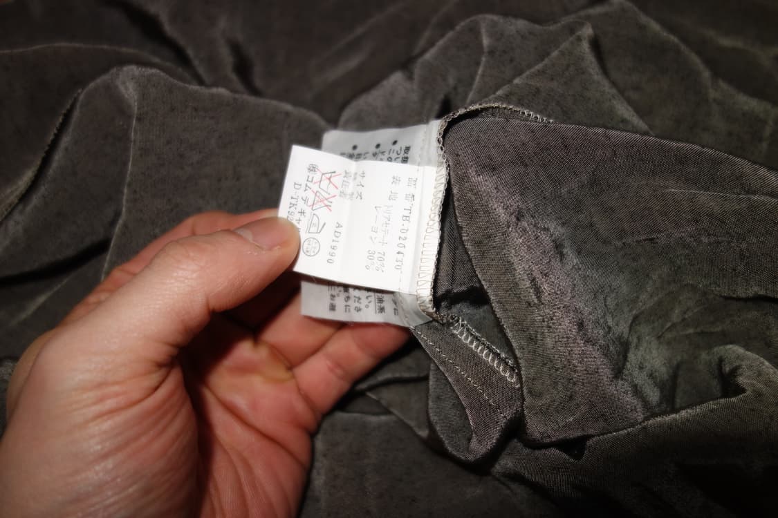 꼼데가르송 아시메트릭 컷 벨벳 슬리브리스 탑 상품이미지4