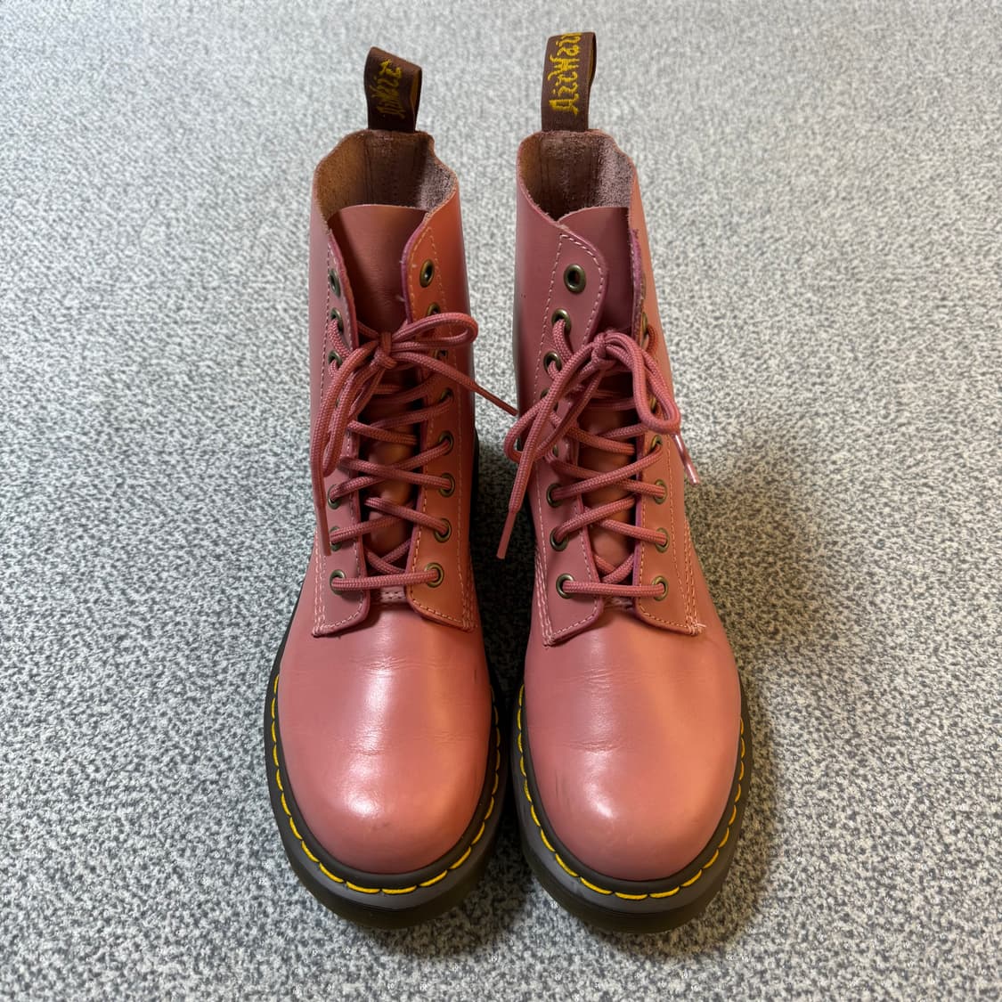 닥터마틴 파스칼 8홀 부츠 240 상품이미지3