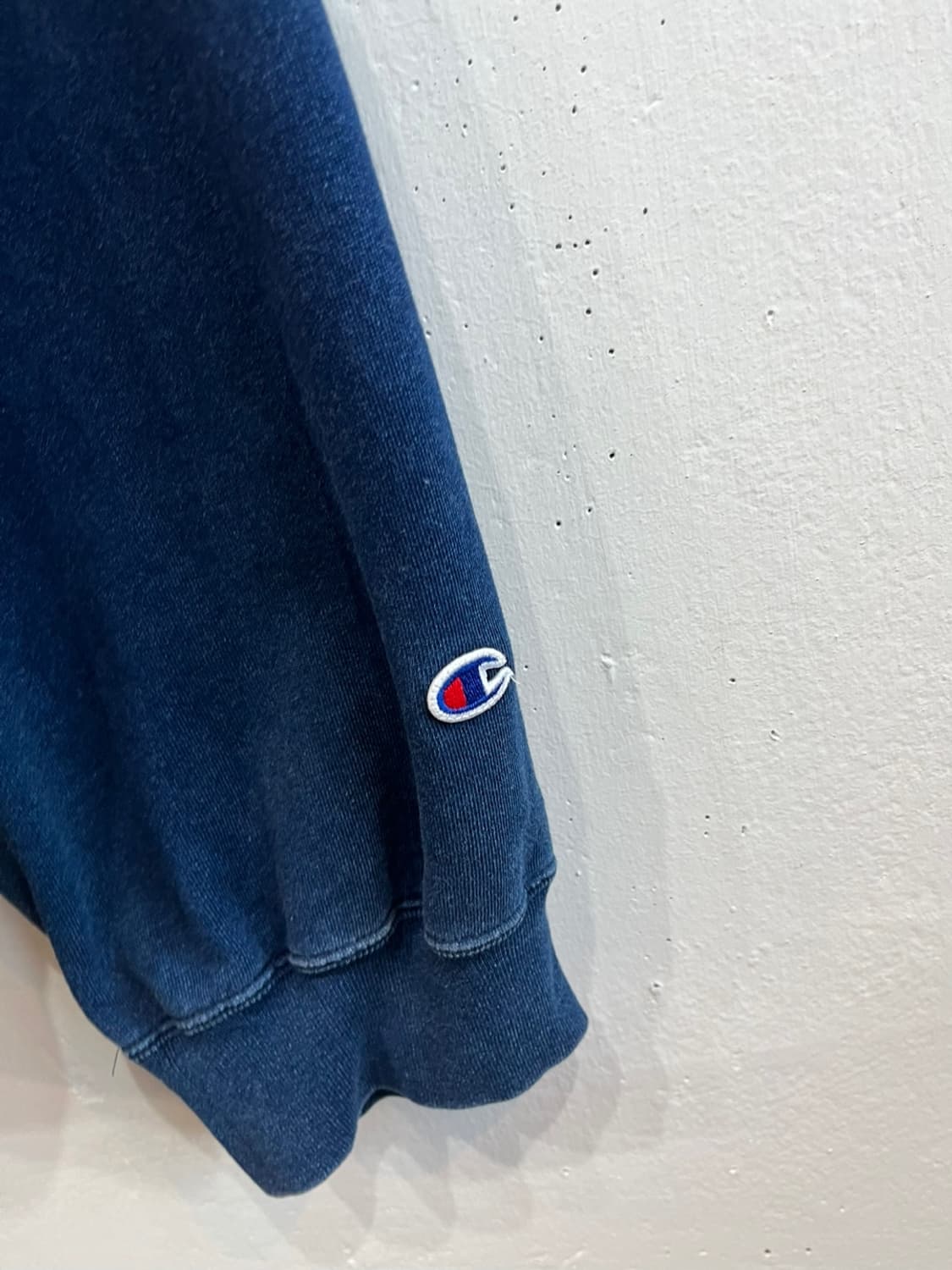 챔피온 리버스위브 인디고 스웻셔츠 맨투맨 상품이미지2