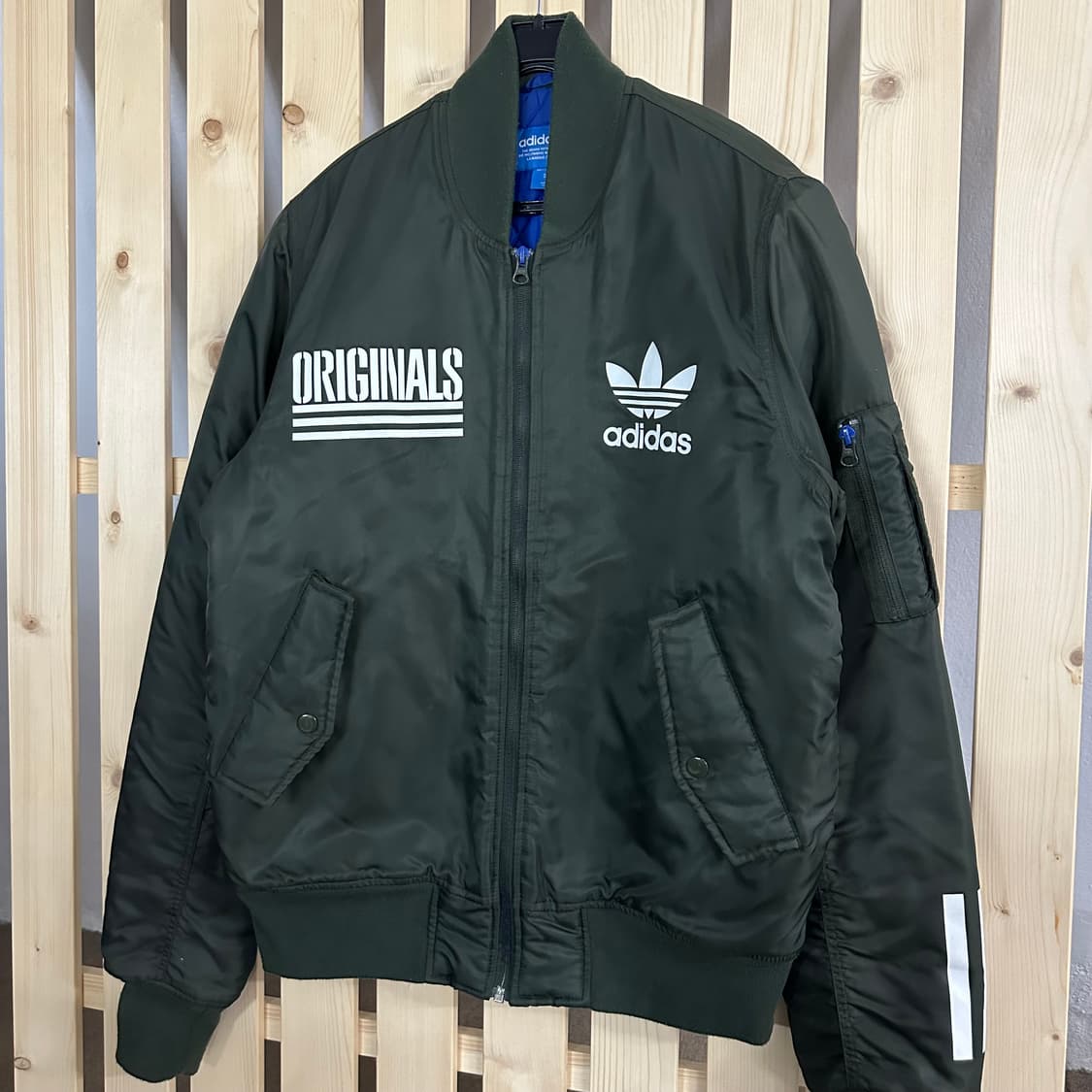 (M) 아디다스 카키 MA-1 항공점퍼 자켓 상품이미지3