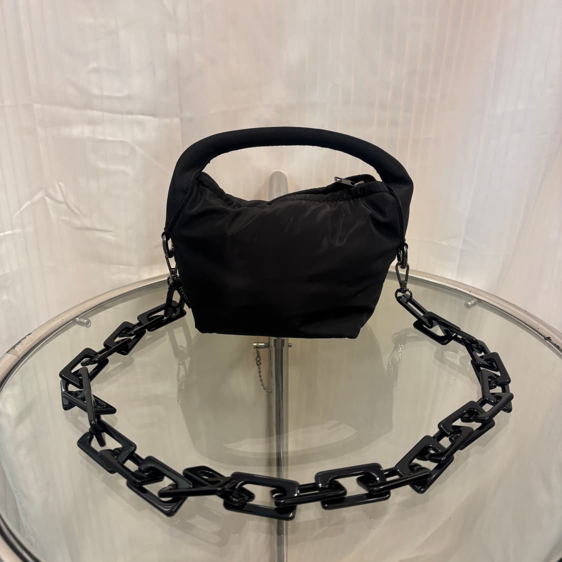  Hvisk 비스크 비건 나일론 토트백      상품이미지5