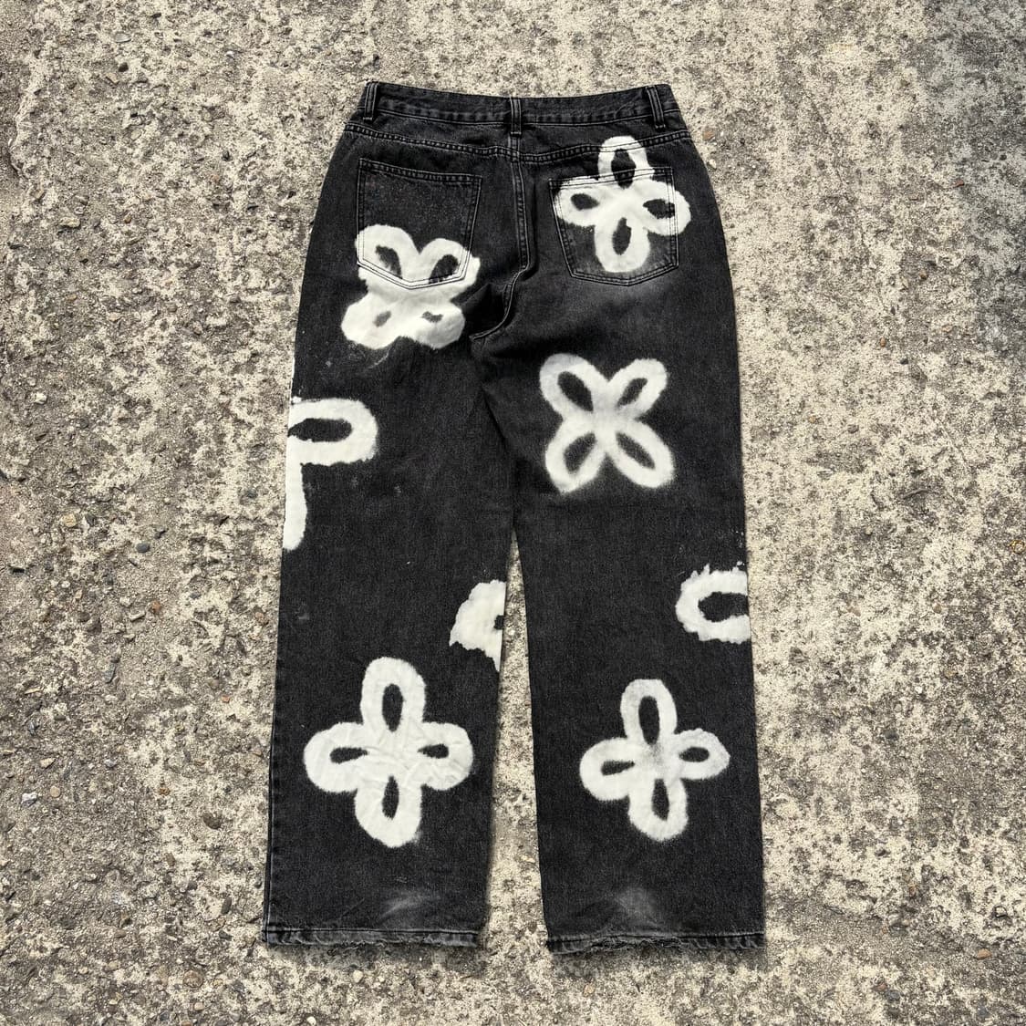 (L) 써저리 블리치 클로버 흑청 데님 팬츠 상품이미지3
