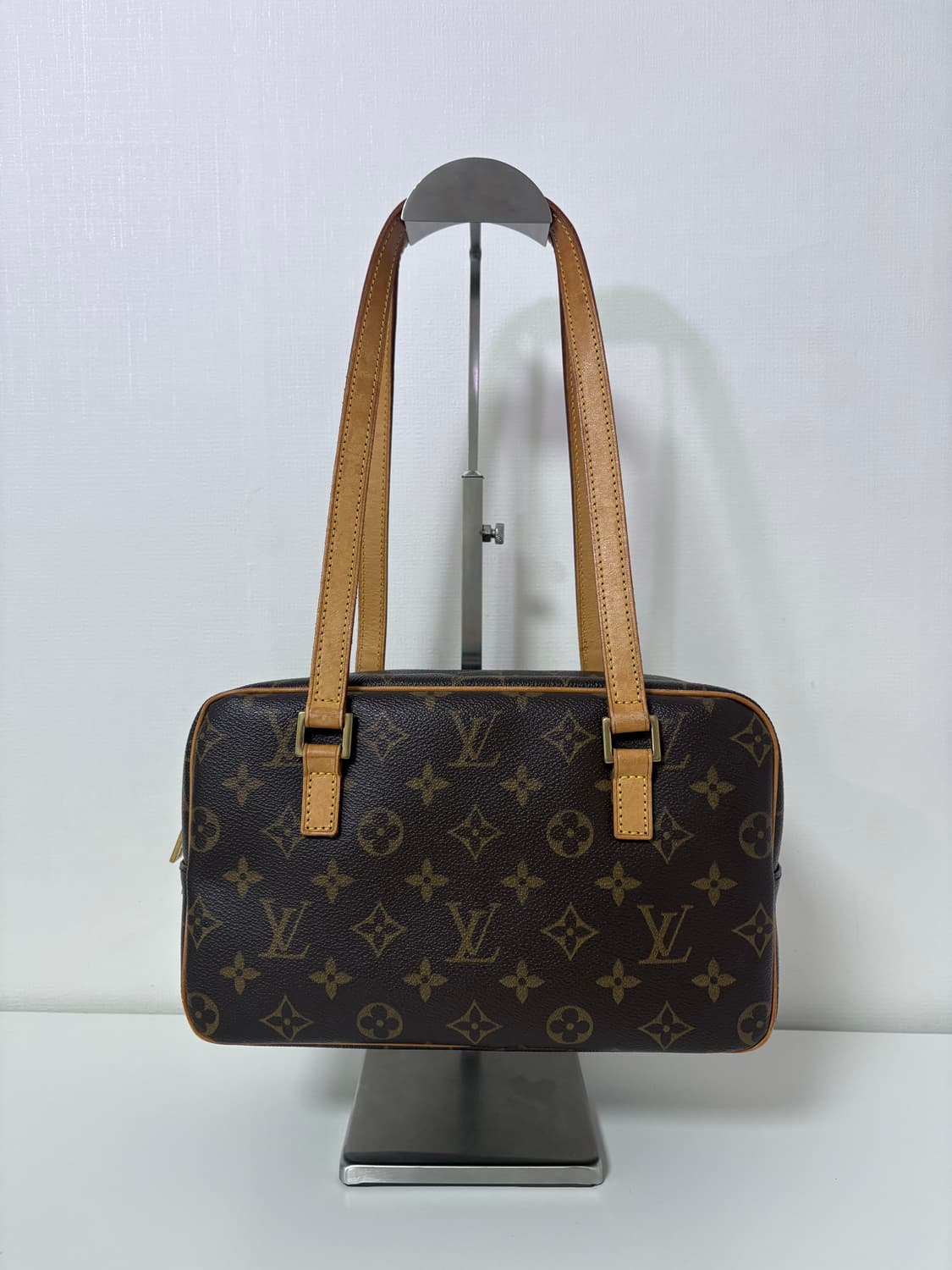 루이비통 시떼(시테) mm 숄더백 상품이미지5