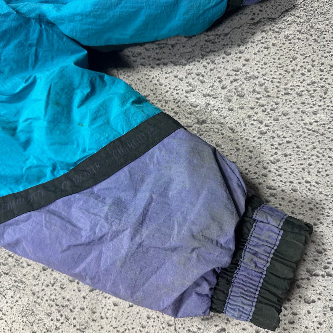 ✨ (바배) 90s 샬럿 호네츠 바람막이 점퍼  상품이미지6