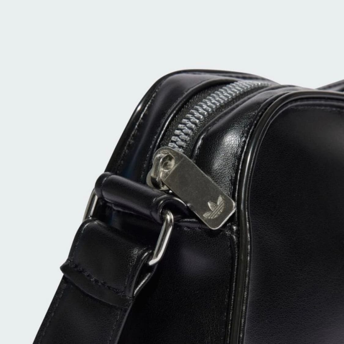 adidas trifoil leather shoulder bag 상품이미지5