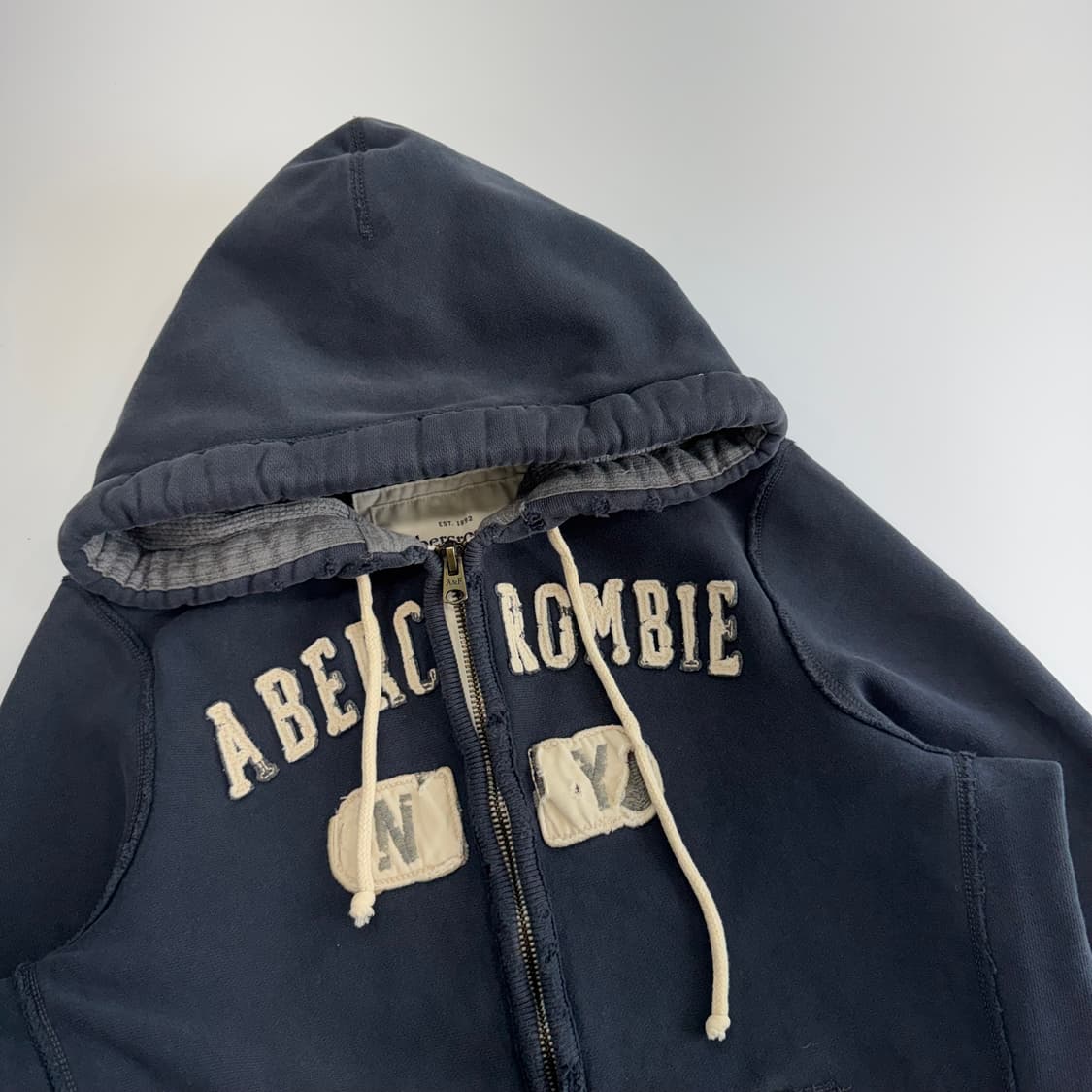 Abercrombie 아베크롬비 스펠아웃로고 네이비 후드집업 상품이미지4