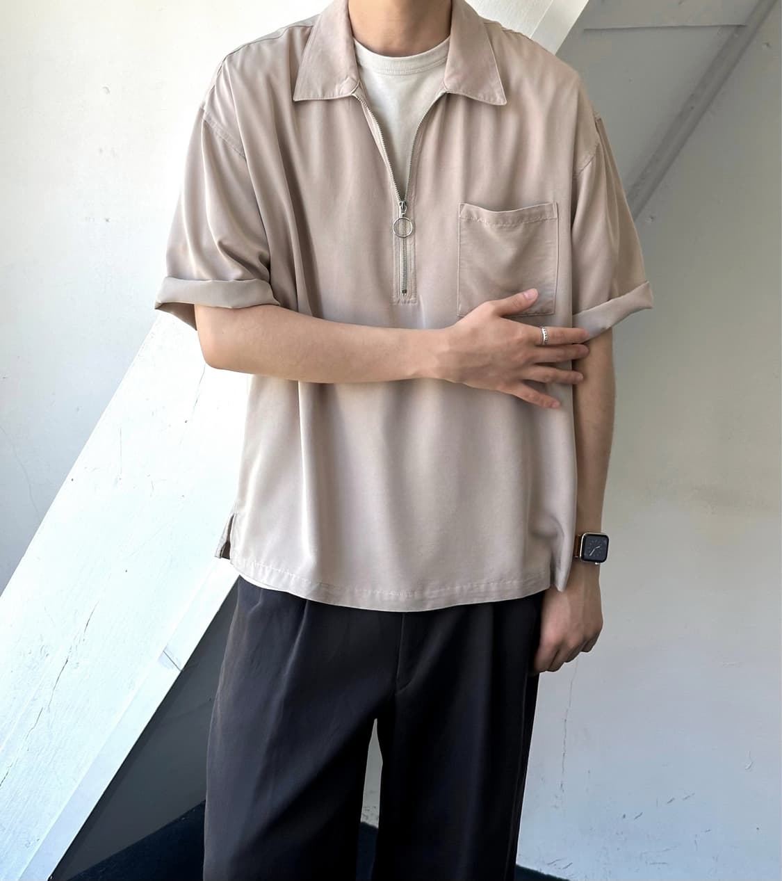 Zip design silky touch P/O top 상품이미지9