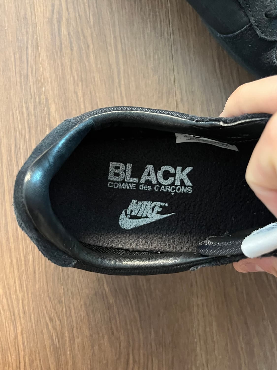 꼼데가르송 블랙 나이키 이글 트리플 블랙 280 상품이미지7