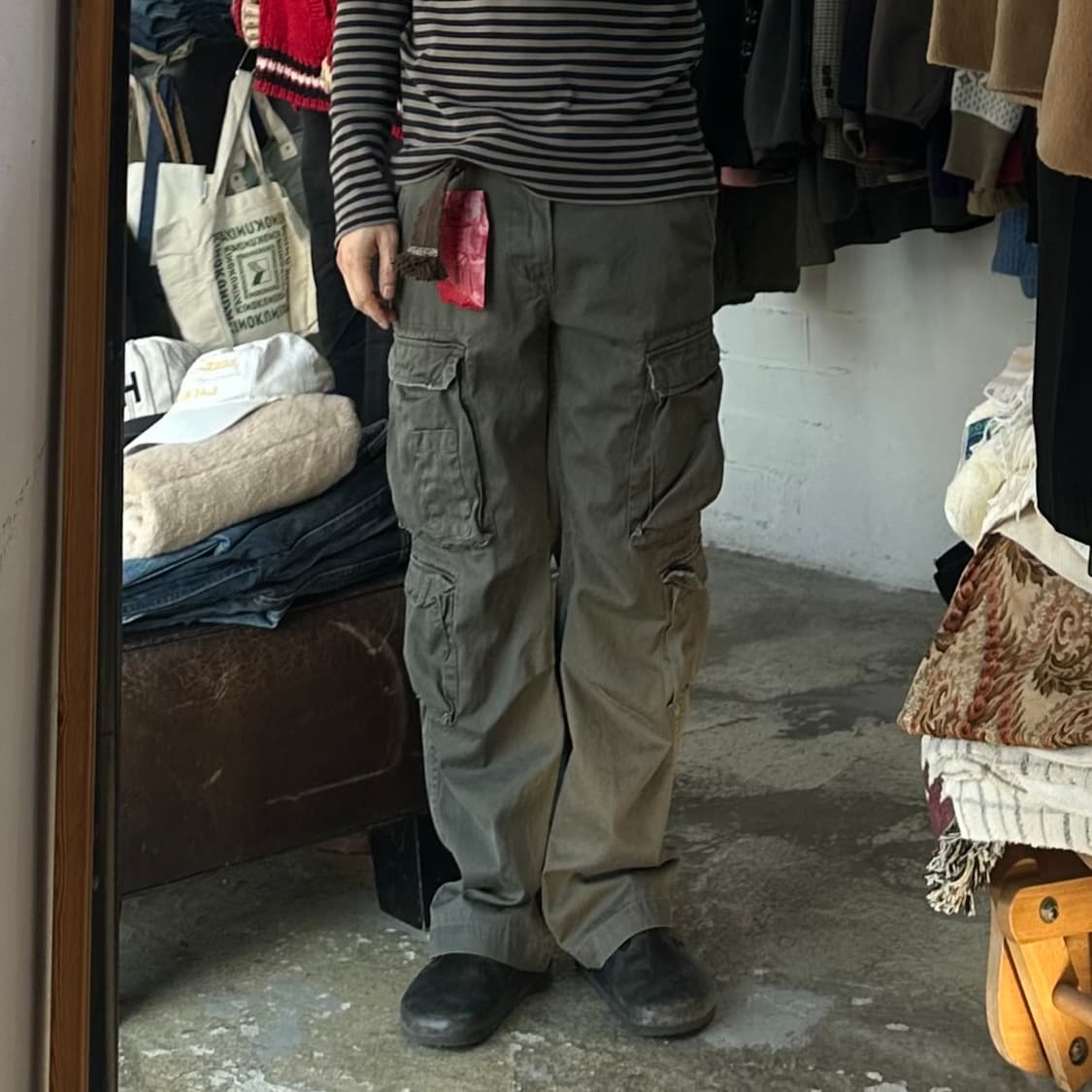 (착용컷) REAL CRUSH 카고 팬츠 (남성용  32) 상품이미지3