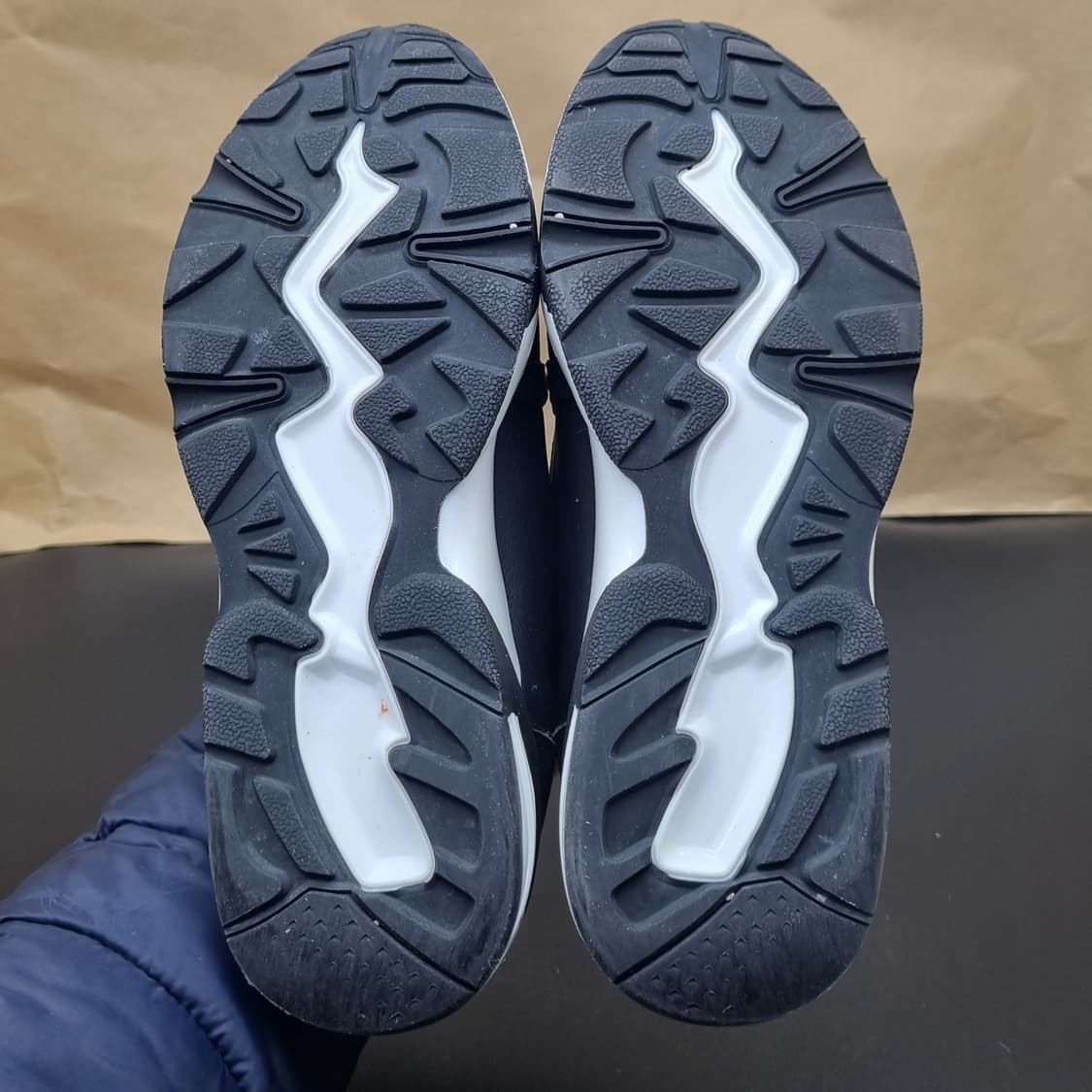 미쉘바이탠디 소가죽 슬립온 실사이즈225굽4 상품이미지3