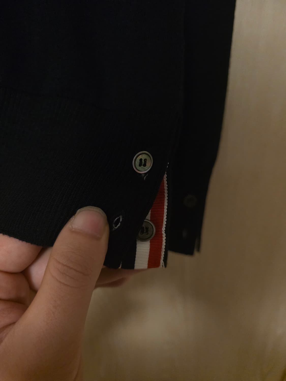 톰브라운 사선완장 메리노울 니트 4사이즈 네이비 상품이미지3