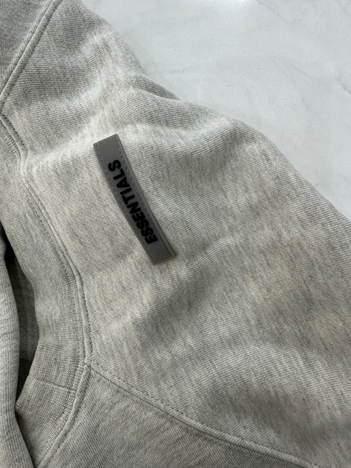 피어오브갓 에센셜맨투맨 L 오트밀팝니다 상품이미지2