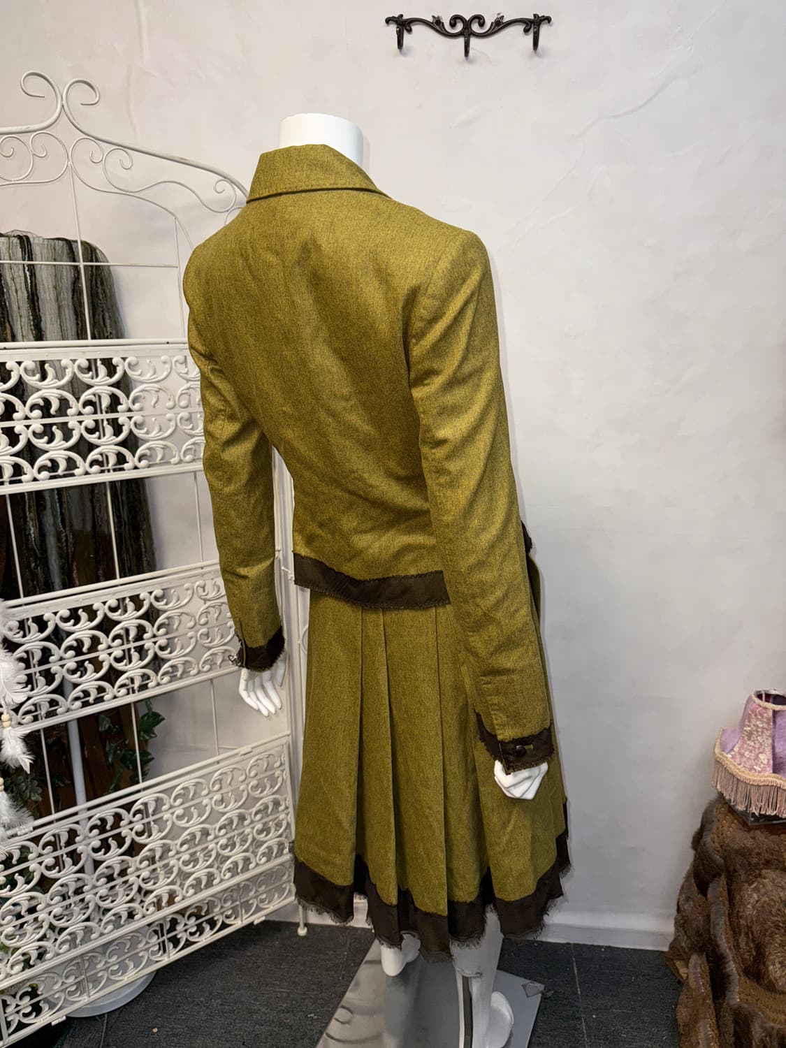 Body dressing khaki wool cashmere setup 상품이미지9